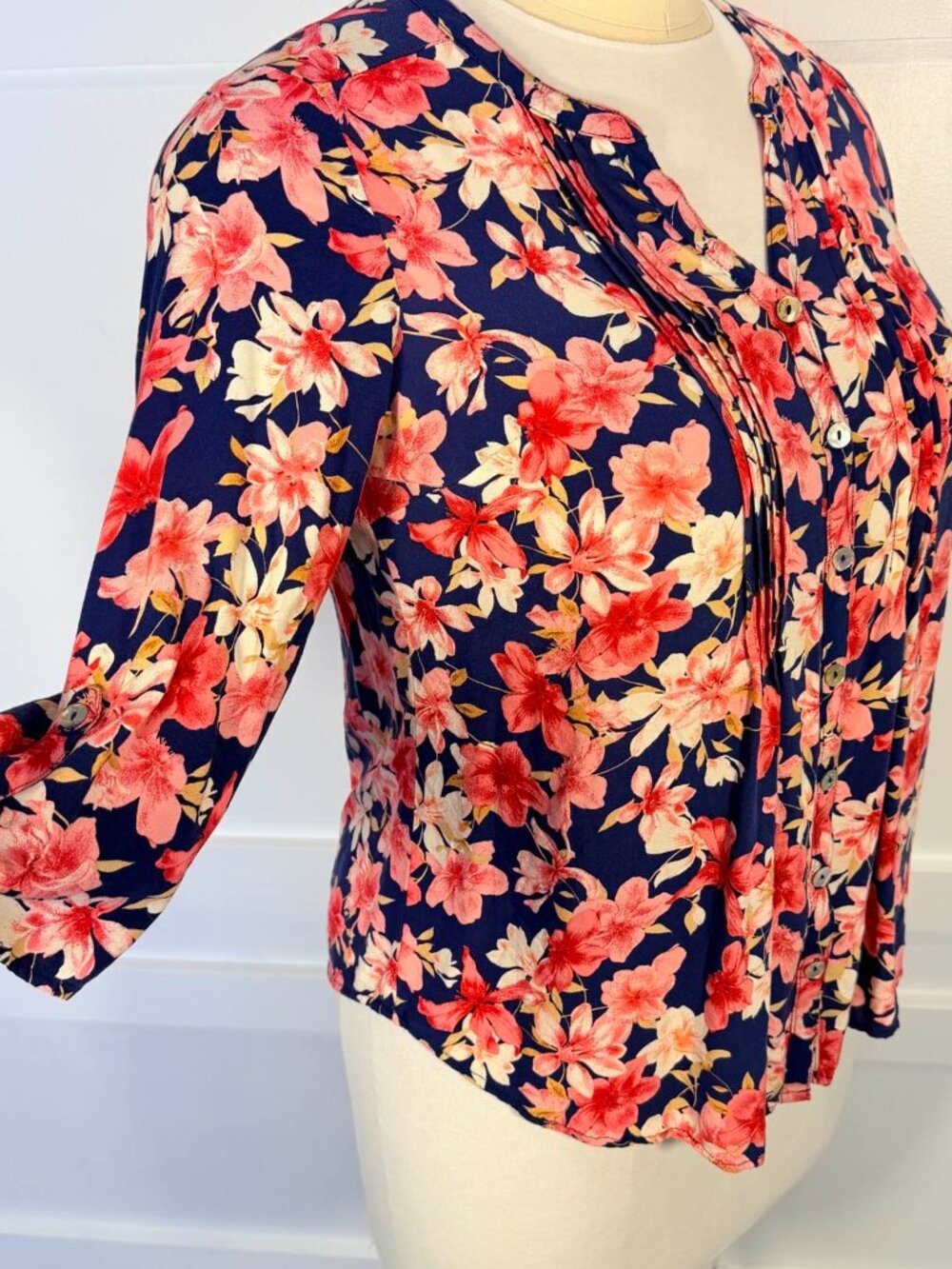 Sara Michelle Women's Floral Blouse Women 1X Pink Red - Picture 4 of 10